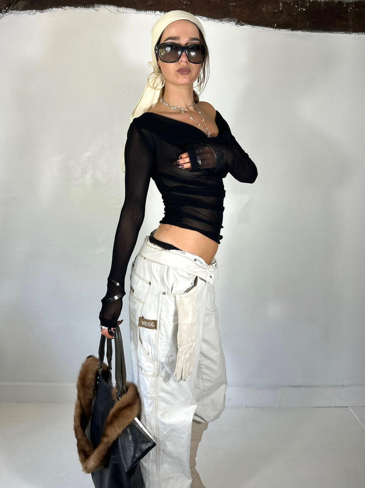 906 Mesh Slouch