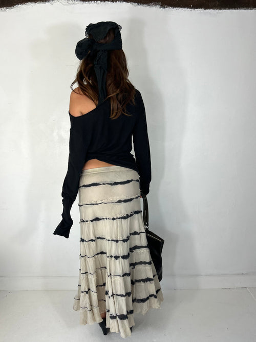592 Distressed Maxi
