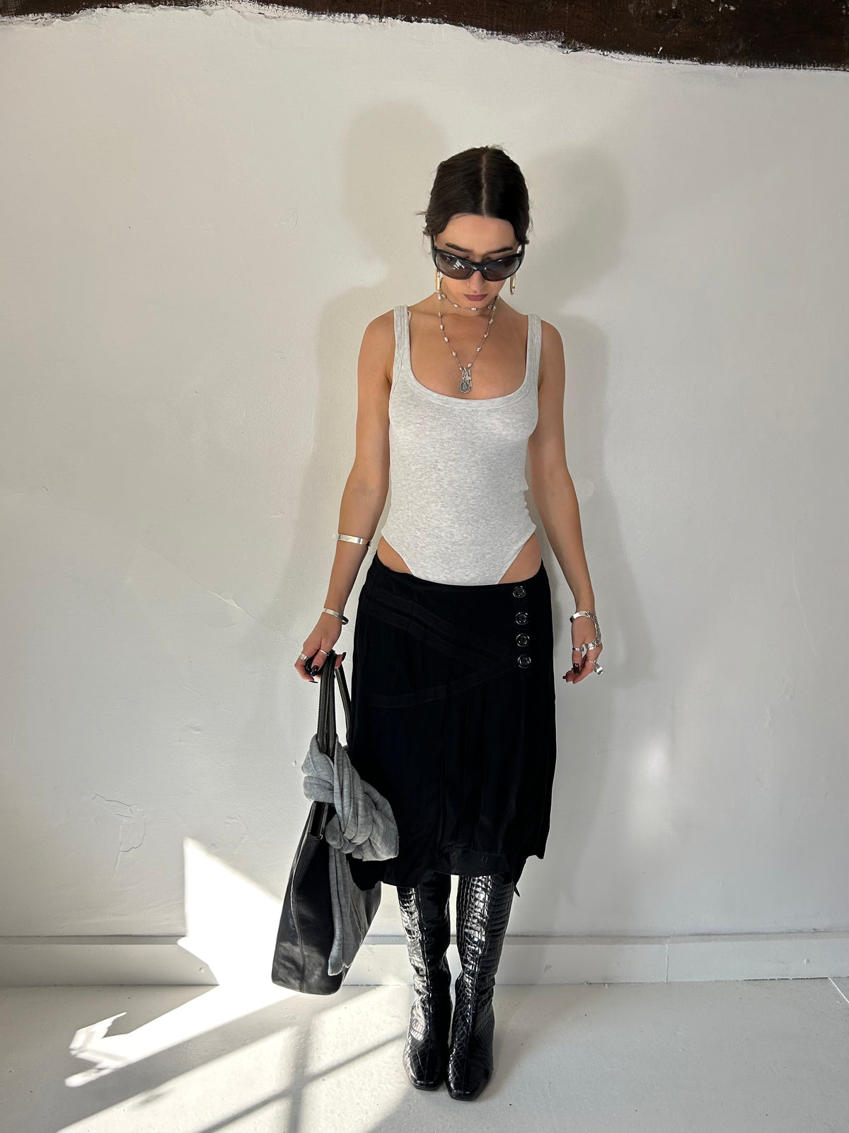 547 Button Midi