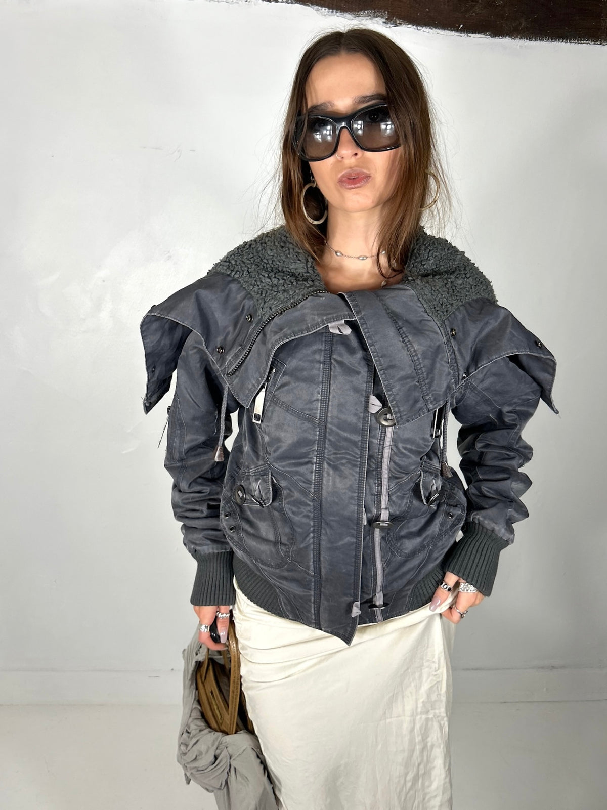 564 Hooded Bomber