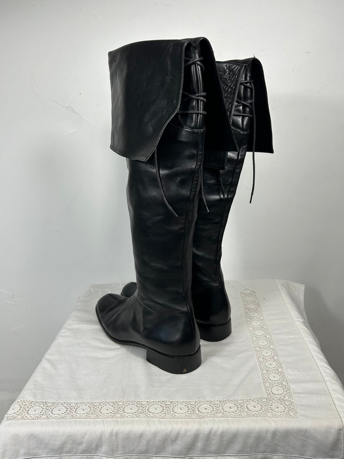 Lace Up Fold Boots
