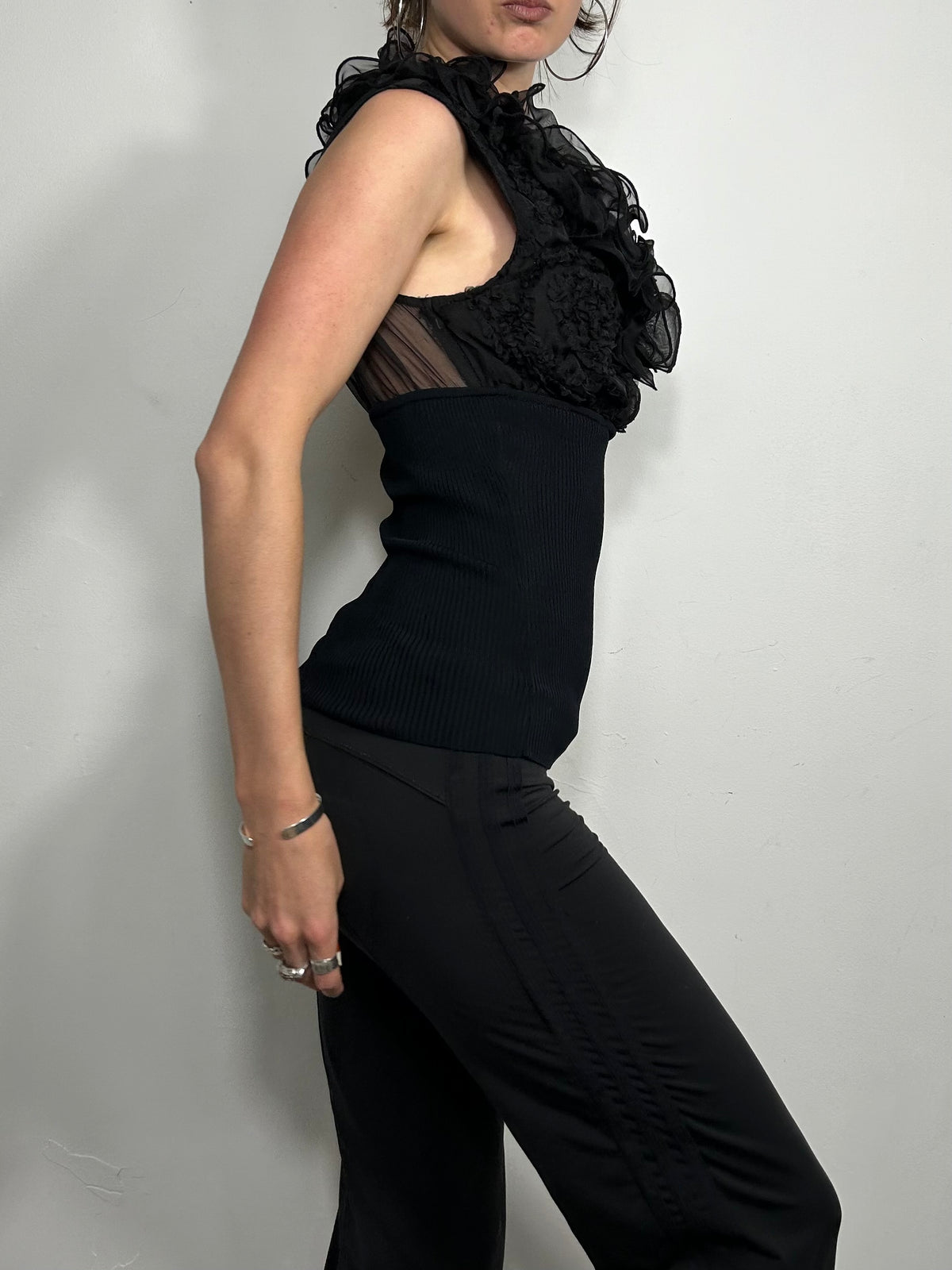 030 Ruffle Top