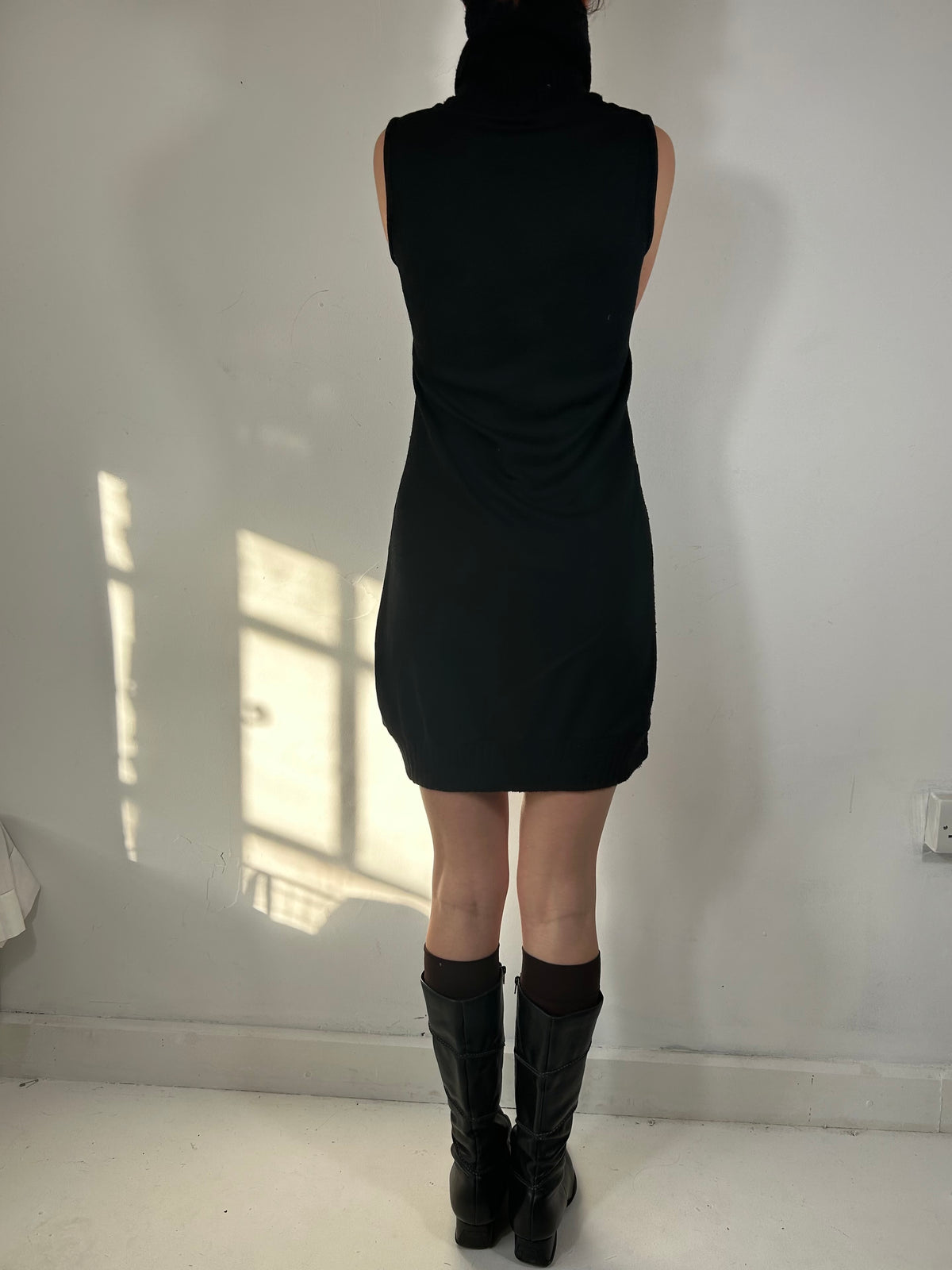 021 High Neck Knit