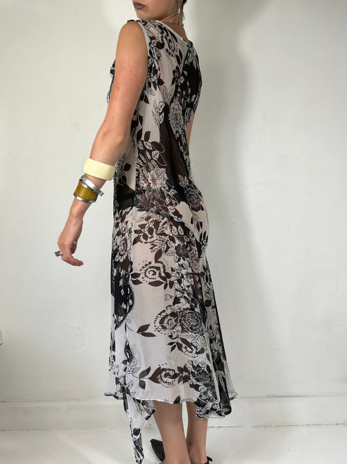 051 Sheer Slip