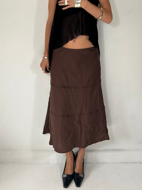 137 Tiered Midi