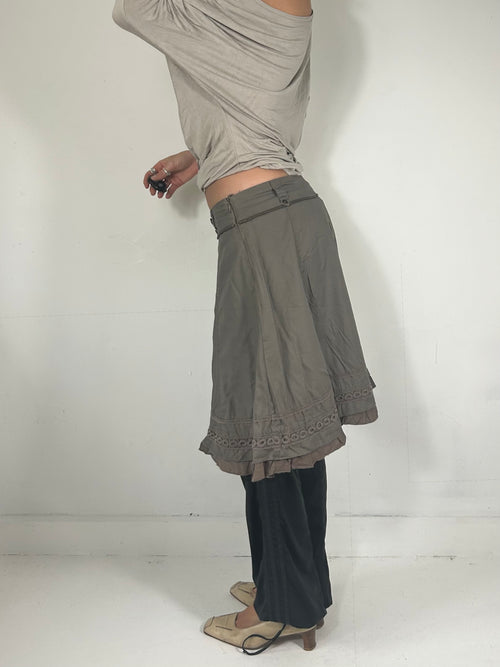 182 Military Midi