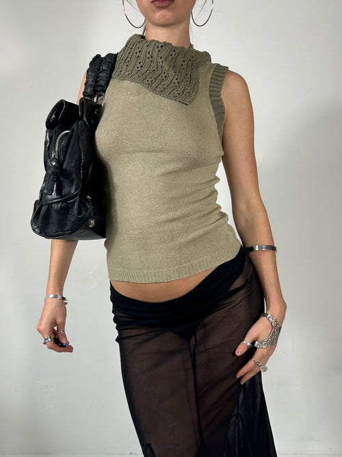 323 Sleeveless Knit