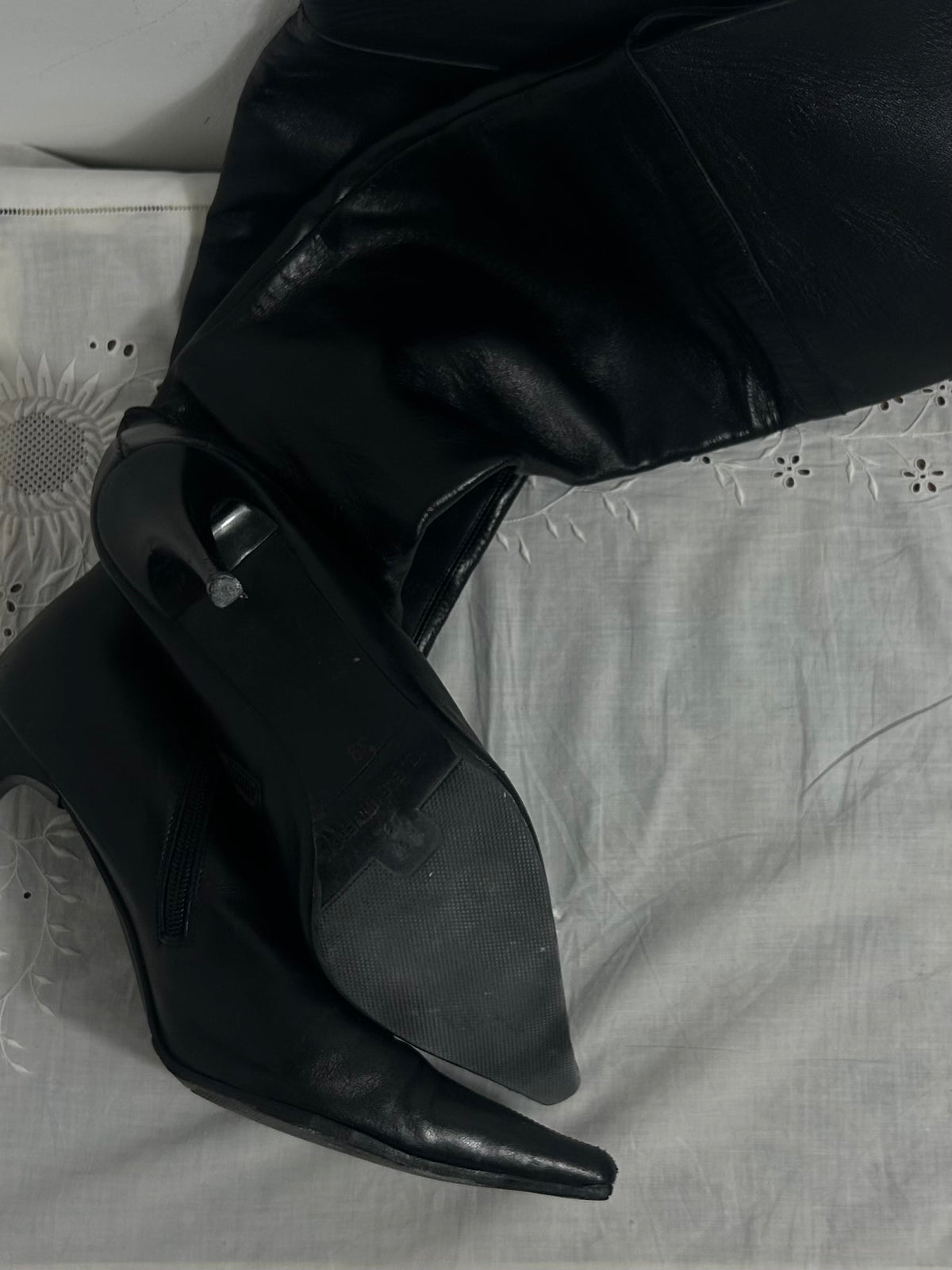 Leather Point Boots