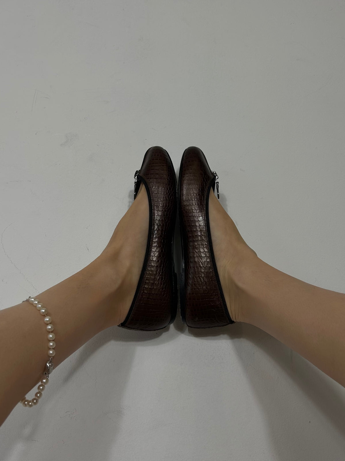 Zip Flats