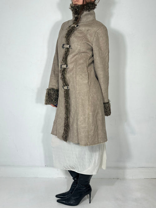 137 Eyelet Trench