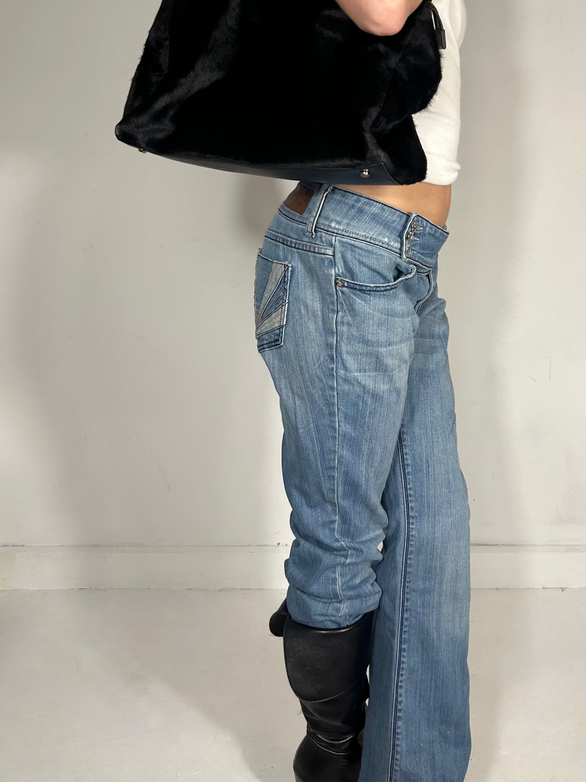 281 Light Wash Jeans