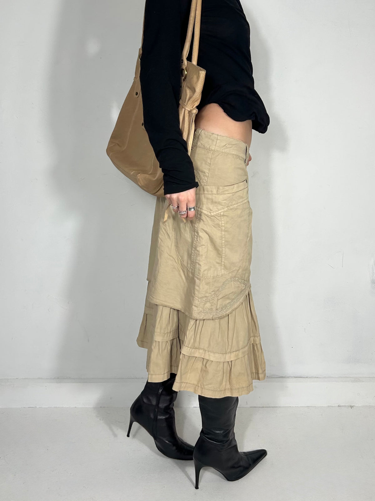 286 Asymmetric Midi