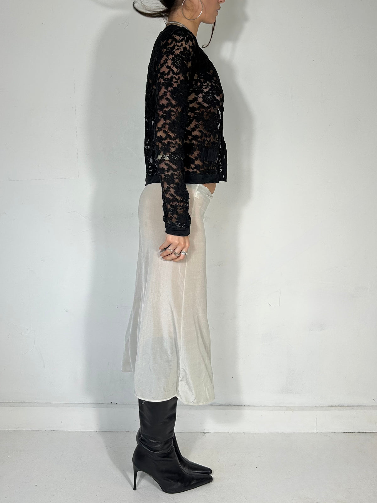 434 Lace Cardi