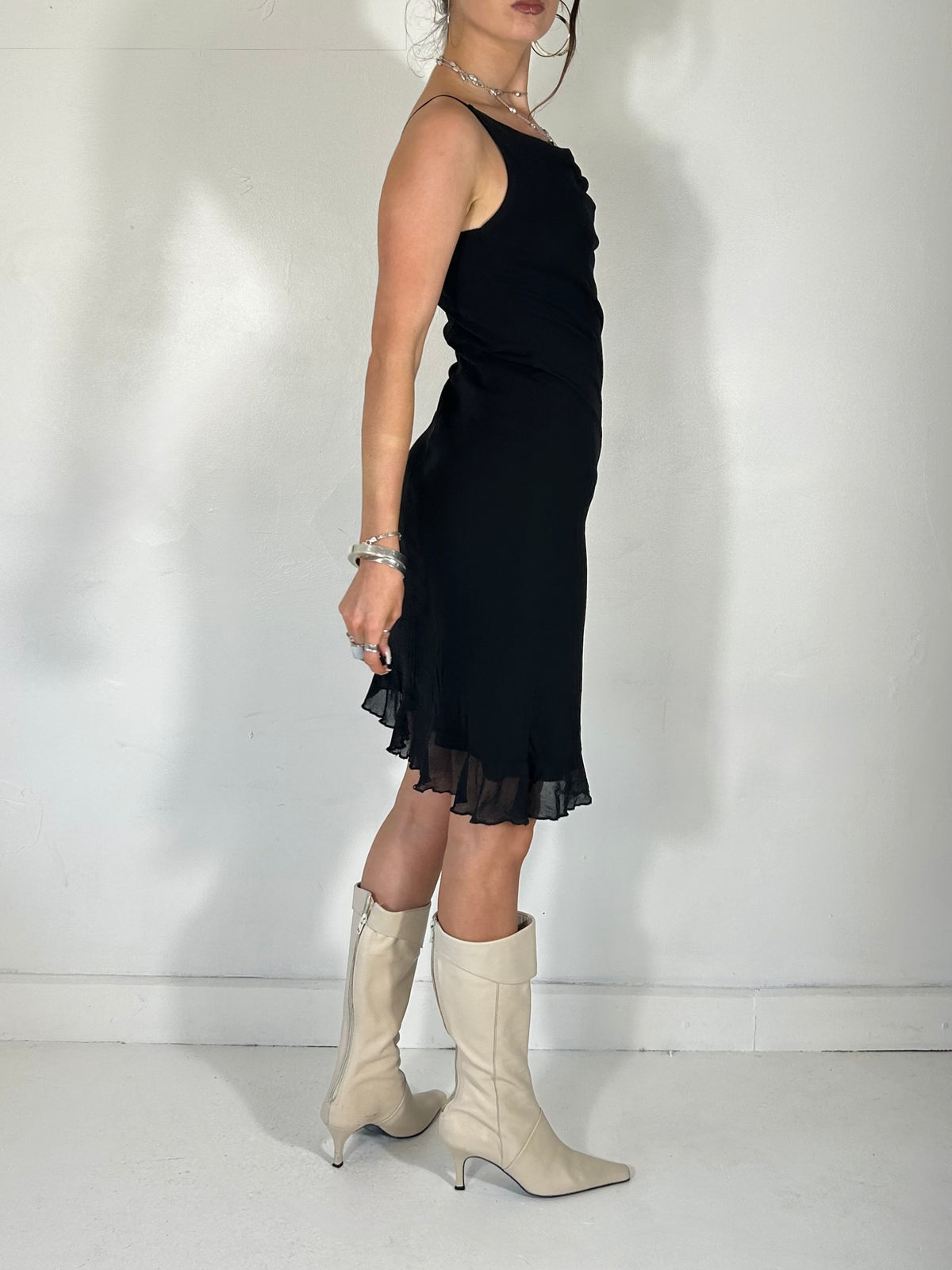 142 Mesh Midi