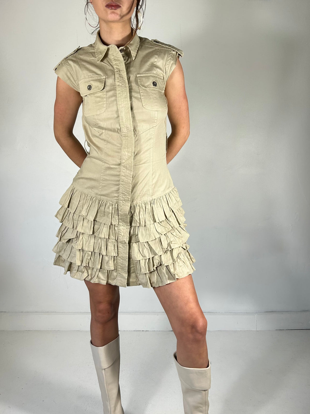 160 Ruffle Mini