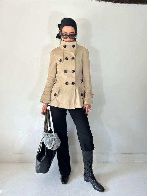 324 Button Trench