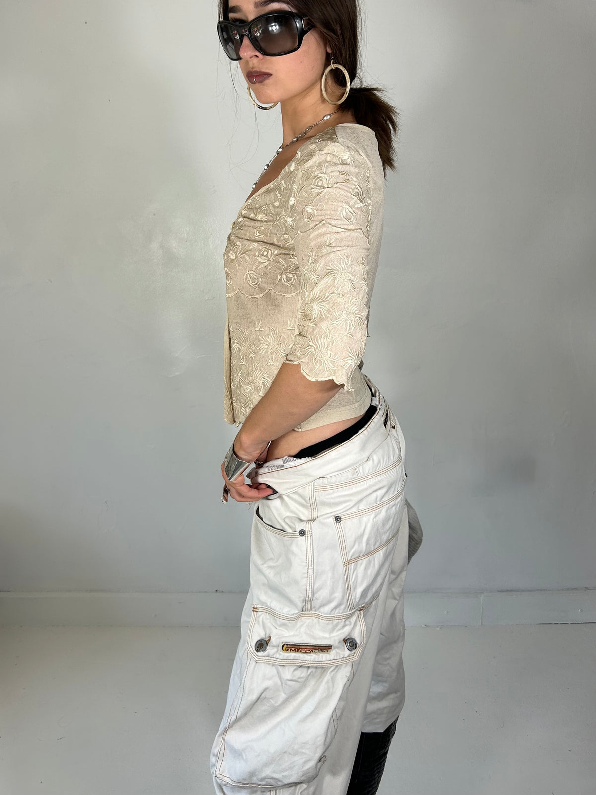 790 Embroidered Cardi