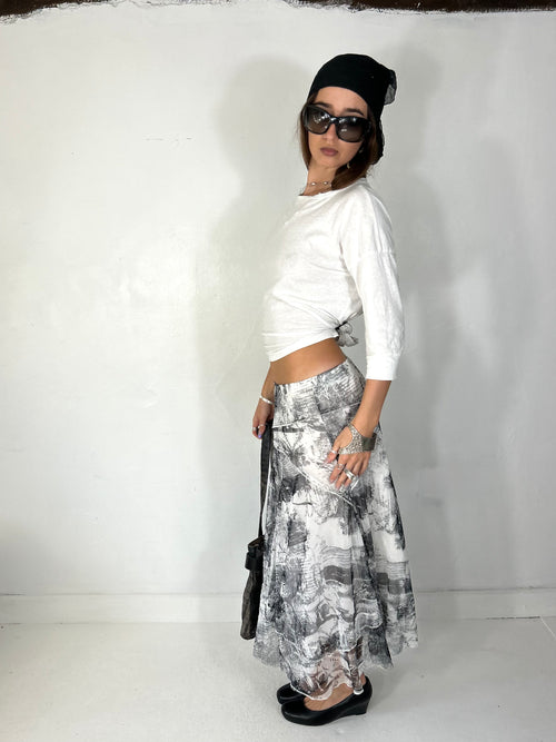 600 Graphic Maxi