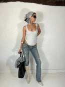 568 Distressed Jean