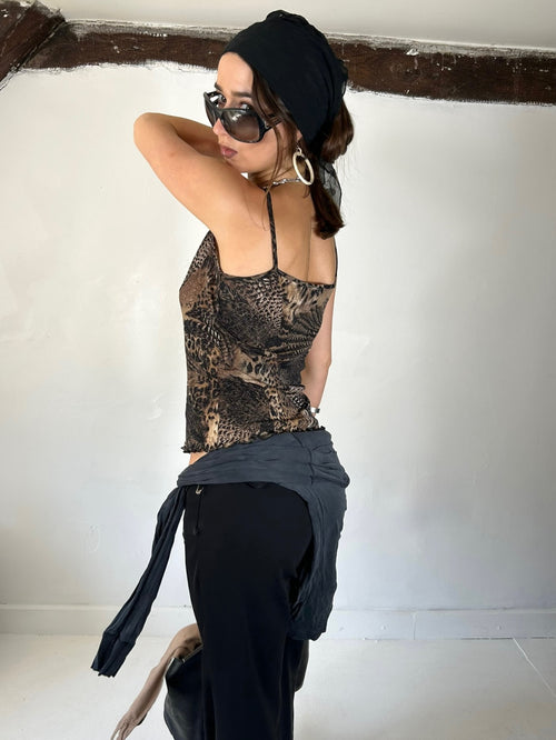 880 Earth Cami