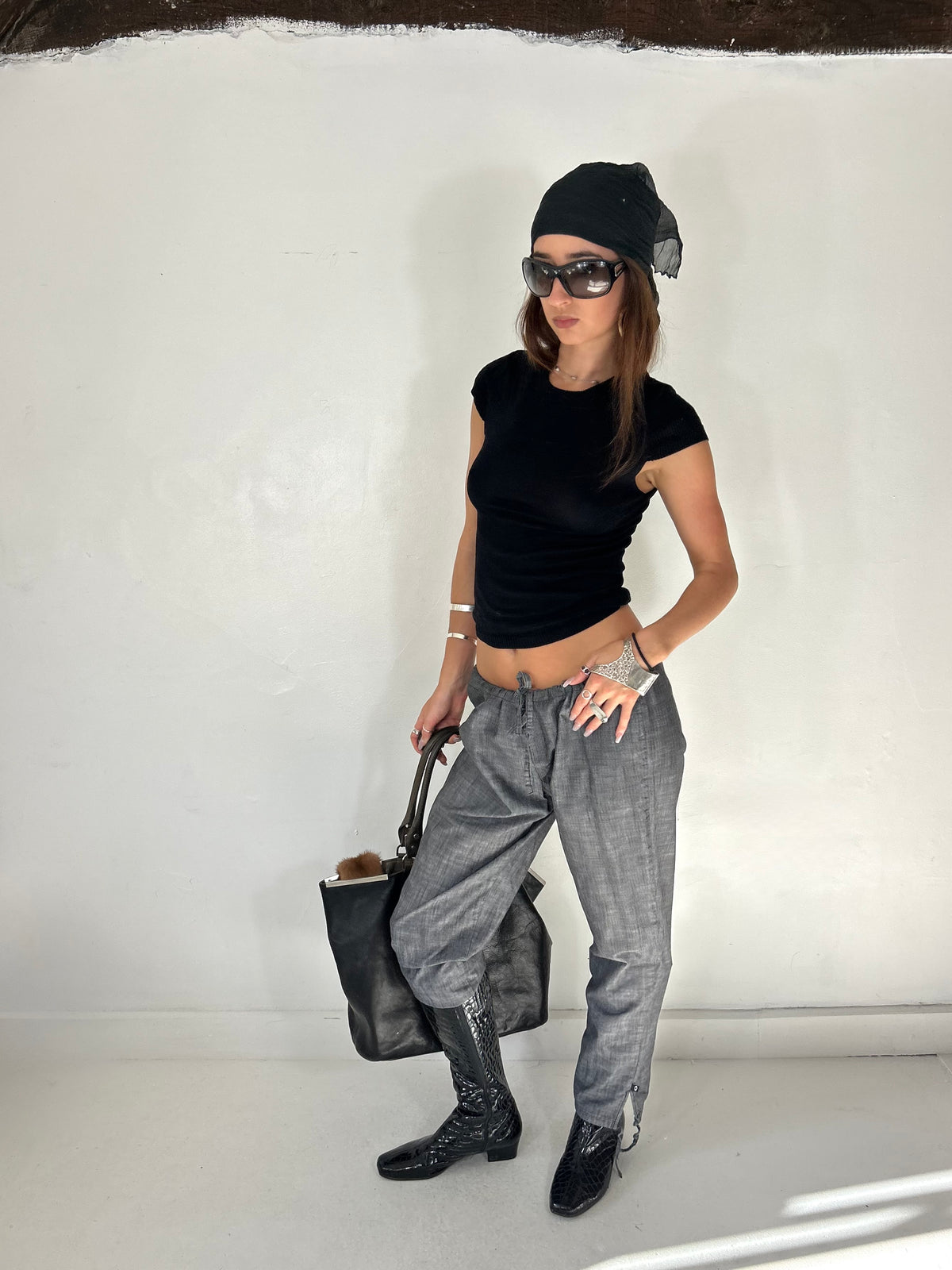 583 Oakley Pants