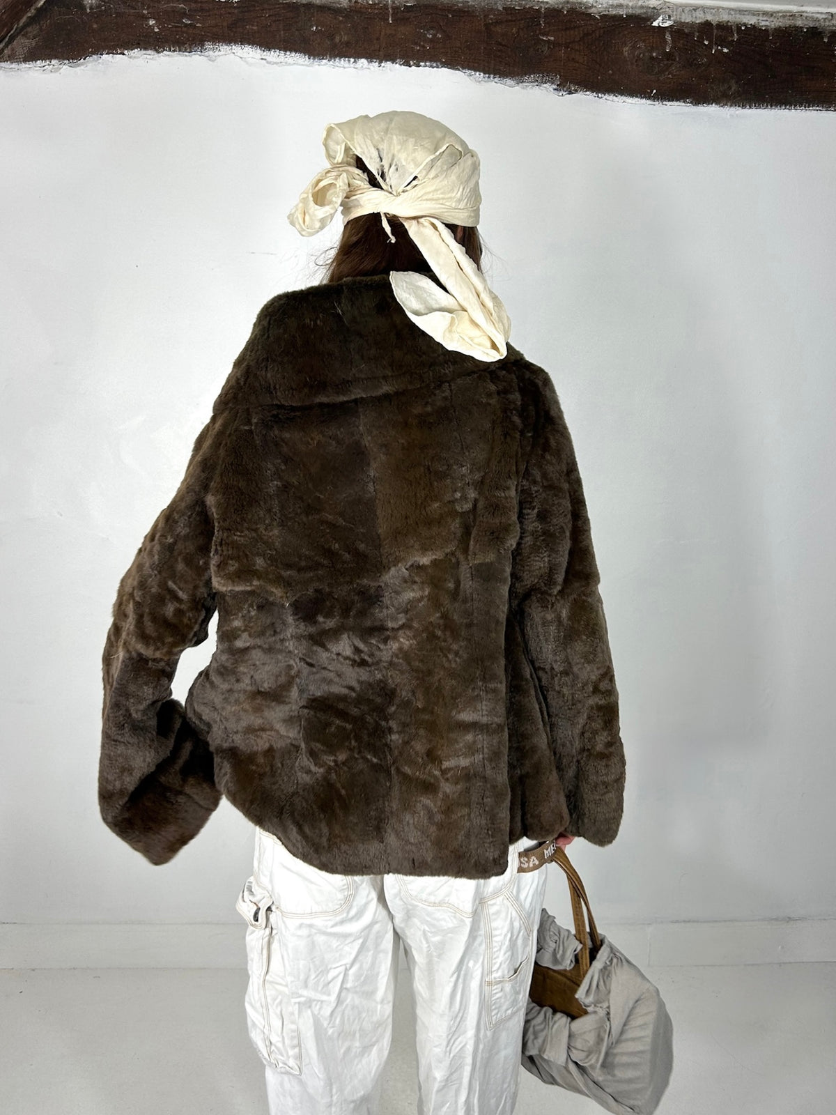 566 Fur Drape