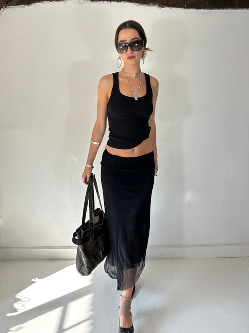 560 Asymmetric Maxi