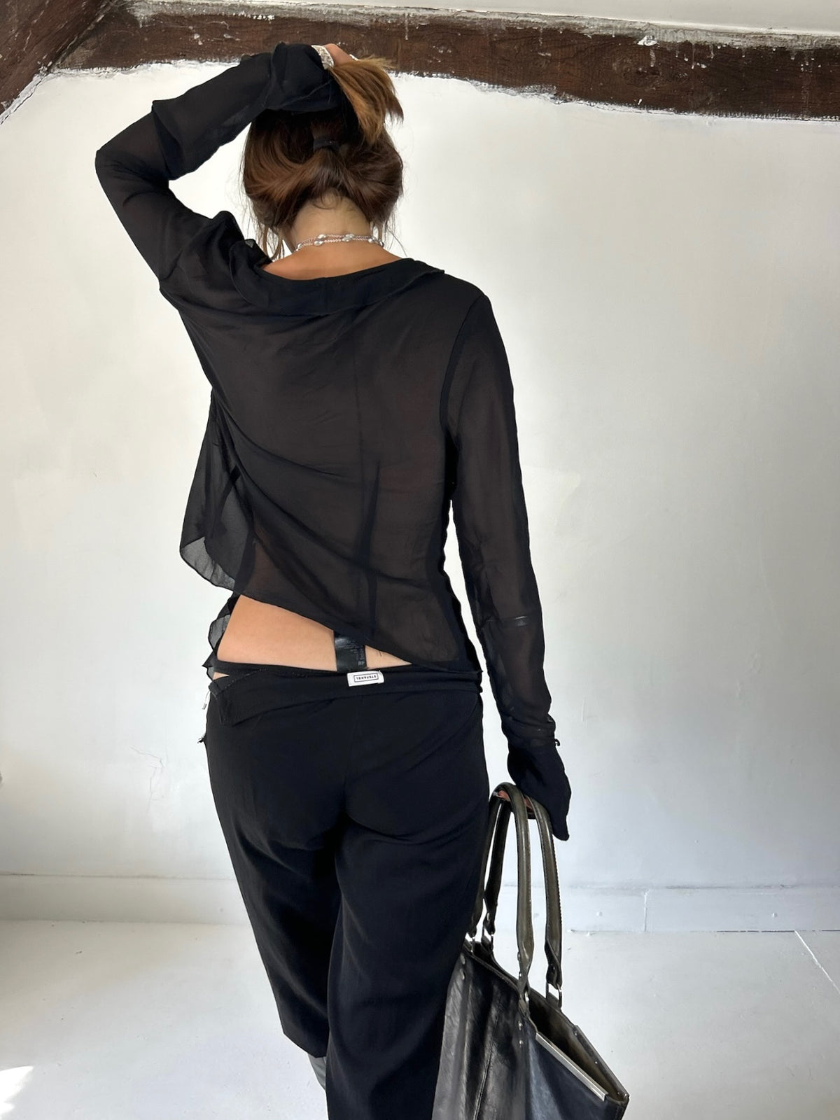 882 Tie Top