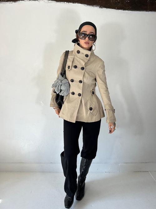 324 Button Trench